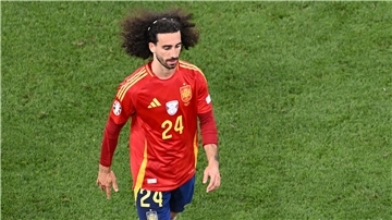 Pfiffe gegen Spaniens Cucurella - Fans heften der EM einen Makel an