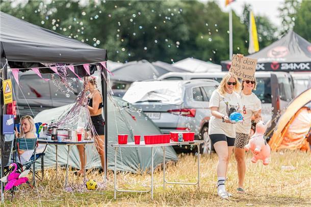 Deichbrand 2024: Das sind die schönsten Bilder vom Festival-Freitag Deichbrand 2024: Das sind die schönsten Bilder vom Festival-Freitag