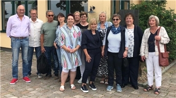 Ehemalige Blexer Volksschüler feiern Wiedersehen Ehemalige Blexer Volksschüler feiern Wiedersehen