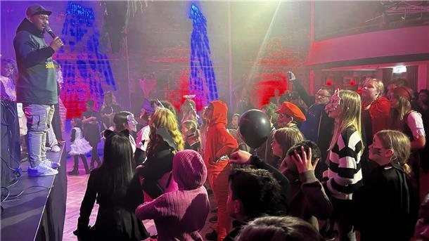 Halloween Kids Party begeistert im Apollo Bremerhaven