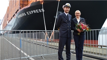 Neues Hapag-Lloyd-Flaggschiff getauft