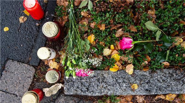 Blumen liegen 
