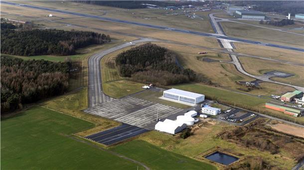 Ein Luftbild von dem Flughafen Nordholz in Niedersachsen.