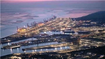 Der Hafen von Bremerhaven aus der Luft betrachtet