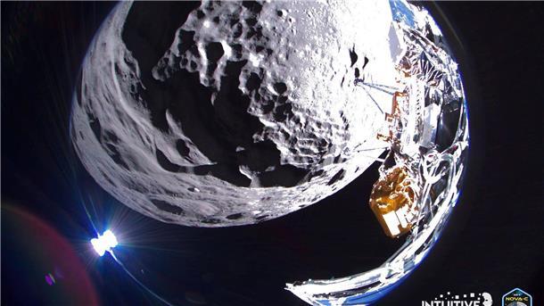 Bild der Odysseus-Mondlandefähre von Intuitive Machines vom Krater Schomberger auf dem Mond.