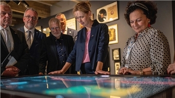 Museum für deutschsprachiges Judentum in Israel eröffnet Bildungsministerin Karin Prien bereist Israel.