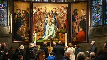 Bislang stand der Altar im Dom von Naumburg. (Archivbild)