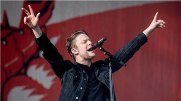 Björn Dixgard ist Sänger der schwedischen Band „Mando Diao“.
