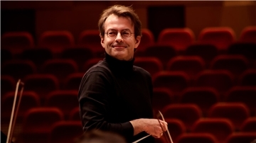 Marc Niemann, Generalmusikdirektor des Stadttheaters Bremerhaven und Chefdirigent des Philharmonischen Orchesters Bremerhaven