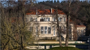 Blick auf das Gästehaus am Lehnitzsee: Dort hatte ein Treffen radikaler Rechter stattgefunden.