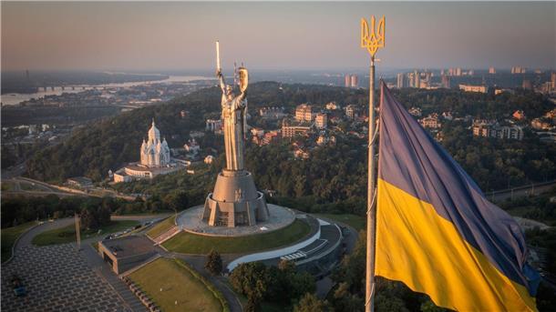 Krieg gegen die Ukraine: So ist die Lage Blick auf das Mutterland-Denkmal in der ukrainischen Hauptstadt Kiew.