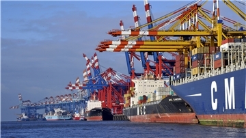 Blick auf den Containerterminal