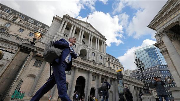 Blick auf die Bank of England im Londoner Finanzviertel.