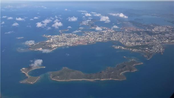 Heftiges Erdbeben nahe Neukaledonien Blick auf die Hauptstadt Noumea der Inselgruppe Neukaledonien aus der Luft.