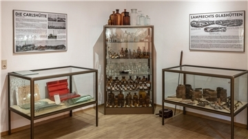Blick in einen neu gestalteten Ausstellungsbereich des Glasmuseums – ein Beispiel für die laufenden Veränderungen.