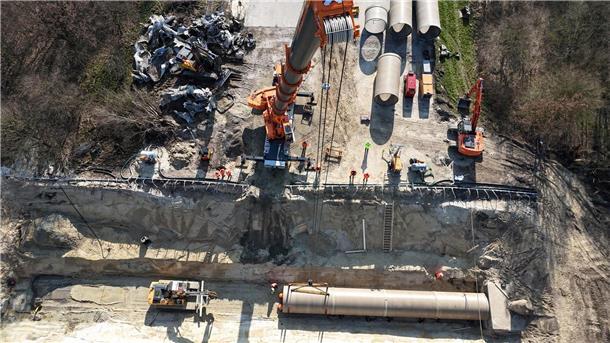 Bilderstrecke von der A27-Baustelle: Die besten Fotos der Woche Blick mit einer Drohne auf die A27-Baustelle.
