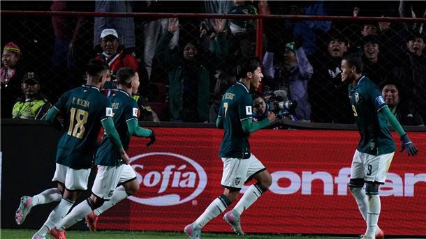 Bolivien erreicht WM-Playoffs nach Sieg gegen Brasilien Bolivien holt sich den letzten verbliebenen Platz für die WM-Playoffs in Südamerika.