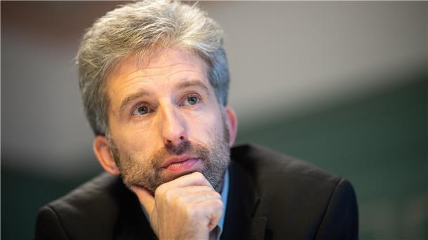 Boris Palmer will nach seinen umstrittenen Äußerungen in Frankfurt am Main eine Auszeit nehmen.