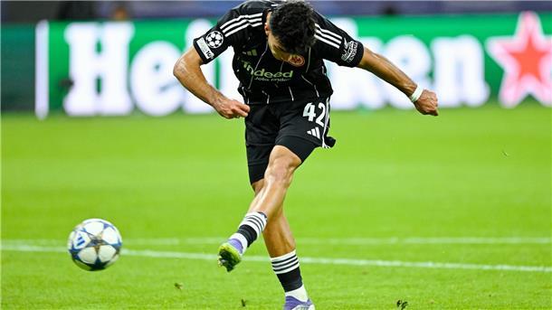 Brachte Eintracht Frankfurt in Führung: Can Uzun.