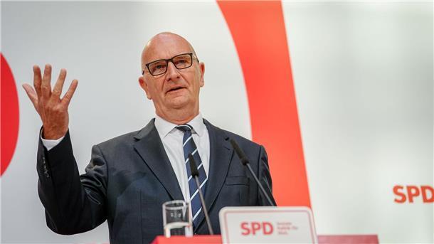 Elf Zitate: Was die deutsche Politik 2024 bewegte Brandenburgs Ministerpräsident Dietmar Woidke betont die Rolle der Sozialdemokratie. (Archivbild)