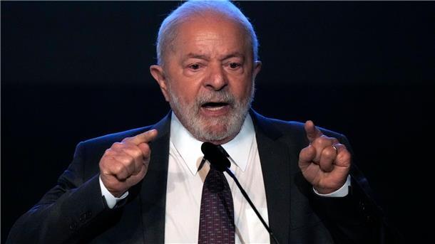 Nach Krawallen: Lula wirft Militärs aus seiner Residenz Brasiliens Staatschef Lula zieht Konsequenzen nach den Krawallen in der Hauptstadt.
