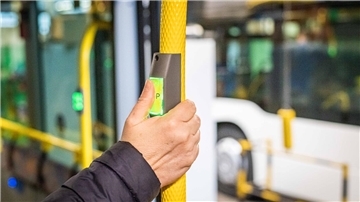 Bremerhaven Bus hat den Fahrplan wegen Personalmangels ausgedünnt. Dafür fahren die Busse jetzt wieder verlässlich. 