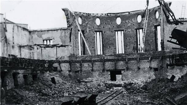 Bremerhavens Innenstadt ist in der Bombennacht am 18. September 1944 in Schutt und Asche gelegt worden. Zum „Tag der Stadtgeschichte“ erinnern Schulen an den Tag.