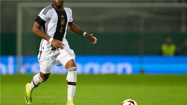 U21 ohne Beier und Rosenfelder - „Drucksituation gelegen“ Bright Akwo Arrey-Mbi will einen Sieg zum Abschluss der Qualifikation.