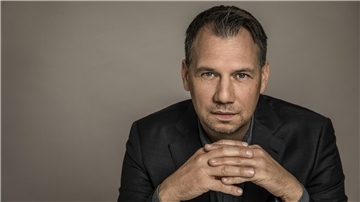 Bringt ein neues Buch und ein Spiel auf den Markt: Sebastian Fitzek.