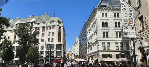 Budapest besticht mit Architektur aus den verschiedensten Epochen. Auch Jugendstil und Art Deco sind stark vertreten.