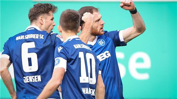 Budu Zivzivadze (r)  trifft wieder in der 2. Bundesliga.