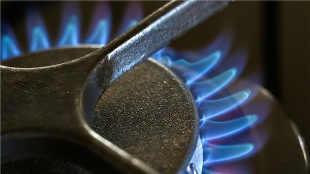 Teure Energie: Gaspreiskommission soll Ergebnisse vorlegen Bürgerinnen und Bürger sowie Unternehmen sollen von hohen Energiepreisen entlastet werden. Noch offen ist, wie?