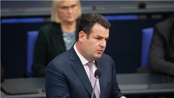 Bundesarbeitsminister Hubertus Heil unterstrich in der ARD-Sendung „hart, aber fair“ Arbeit müsse sich lohnen.