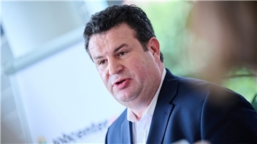 Bundesarbeitsminister Hubertus Heil will mehr Fachkräfte für den deutschen Arbeitsmarkt gewinnen.