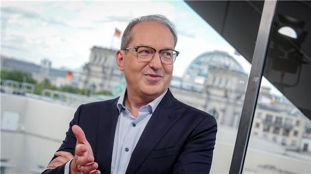 Gesetz soll Angriffe auf kritische Infrastruktur erschweren Bundesinnenminister Alexander Dobrindt (CSU) sagt: „Unser Ziel ist klar: Die Abwehrfähigkeit und Resilienz unserer kritischen Infrastrukturen muss gehärtet werden.“