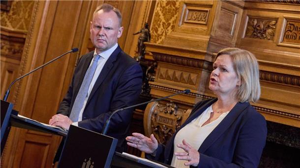 Bundesinnenministerin Nancy Faeser (SPD) und die Innenministerkonferenz der Länder forderten bei einer Videokonferenz ein Ende von Gewalt und Hetze.