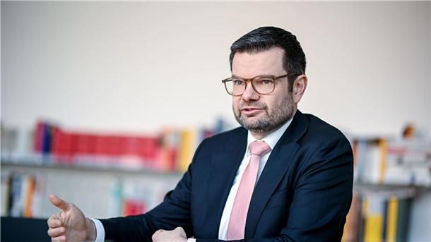 Aufzeichnung im Gericht: Richterbund lehnt Kompromiss ab Bundesjustizminister Marco Buschmann (FDP) während eines Interviews mit der Deutschen Presse-Agentur.