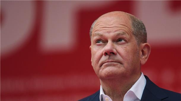 Scholz erinnert an Gewalttaten - Aufruf gegen Hass Bundeskanzler Olaf Scholz richtet sich in einer Video-Botschaft an die Bürgerinnen und Bürger.