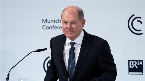 Scholz drückt bei Panzern aufs Tempo Bundeskanzler Olaf Scholz spricht auf der Münchner Sicherheitskonferenz.