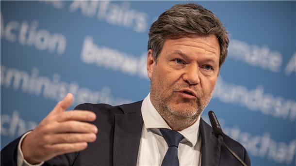 Habeck: Tricksereien bei Russland-Sanktionen unterbinden Bundeswirtschaftsminister Robert Habeck will die Sanktionsumgehung besser bekämpfen.