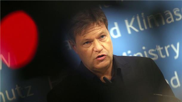 FDP will Habecks Heizungspläne stoppen Bundeswirtschaftsminiter Robert Habeck hat Klima-Pläne für den Gebäudebereich - der liberale Koalitionspartner sieht diese kritisch.