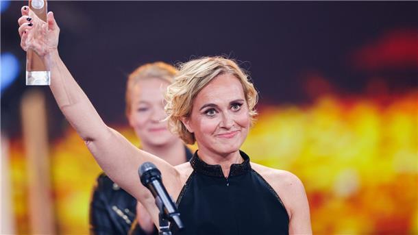 Caren Miosga beim Deutschen Fernsehpreis 2023 in Köln.