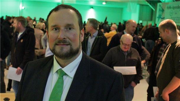 Carsten Gerdes bleibt an der Vorstandsspitze des Maschinenrings Osterholz/Wesermünde. Der 46-jährige Köhlener Landwirt setzt sich aktiv für die Belange seiner Berufskollegen ein.