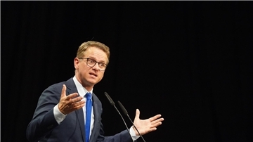 CDU-Generalsekretär Carsten Linnemann hat eine neue Idee, wie man dem Fachkräftemangel entgegen wirken kann. Es geht um Rentnerinnen und Rentner.