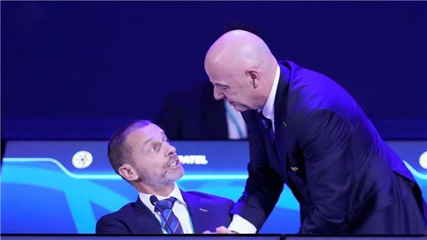UEFA will Deeskalation nach Eklat bei FIFA-Kongress Ceferin und Infantino.