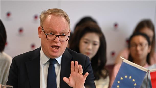 „Einbahnstraße“ China? Was sich für EU-Firmen ändern muss China muss laut EU-Kammerpräsident Eskelund handeln, wenn es weiter ausländische Investitionen will.