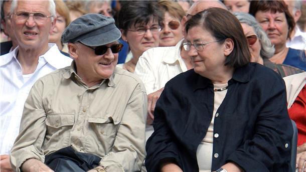 Schriftsteller Gerhard Wolf gestorben Christa Wolf und ihr Ehemann Gerhard Wolf 2007 in Güstrow.