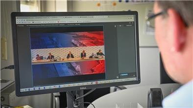 Christian Heske vor der Online-Aktionärsversammlung der BLG.