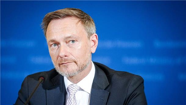 Steuerzahlerbund warnt vor „Abgabenrekord“ Christian Lindner hat die Ministerien zum Sparen aufgerufen. Wie das genau geschehen soll, ist aber offen.