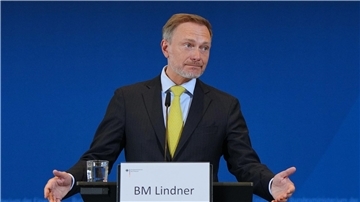 Christian Lindner nennt die aktuelle Steuerschätzung einen „Realitätscheck“ für den Bundeshaushalt 2025.